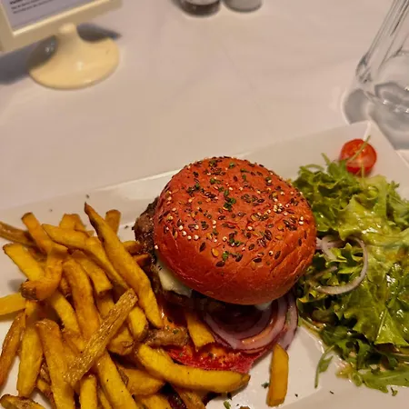Savoy & Restaurant Saint-Michel-de-Maurienne