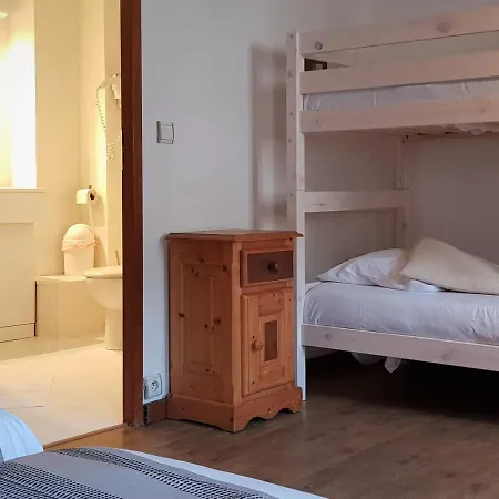 Hotel Savoy & Restaurant Saint-Michel-de-Maurienne