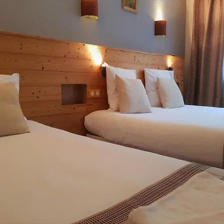 Savoy & Restaurant Hotel 3*