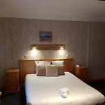 Savoy & Restaurant Hotel 3*