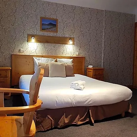 Savoy & Restaurant Hotel 3*