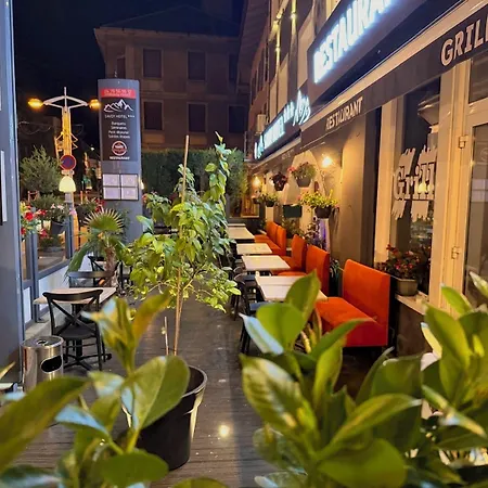 Savoy & Restaurant Hotel Saint-Michel-de-Maurienne