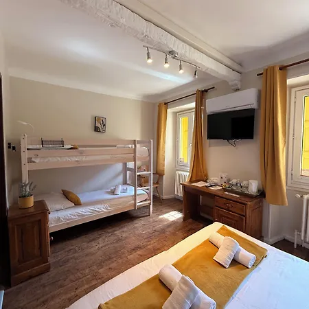 Savoy & Restaurant Hotel Saint-Michel-de-Maurienne