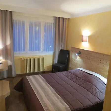 Savoy & Restaurant Hotel Saint-Michel-de-Maurienne