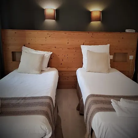Hotel Savoy & Restaurant Saint-Michel-de-Maurienne